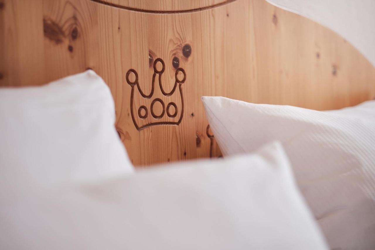 Hotel & Brauereigasthof Drei Kronen Мемелсдорф Екстериор снимка