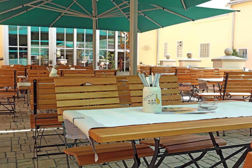 Hotel & Brauereigasthof Drei Kronen Мемелсдорф Екстериор снимка